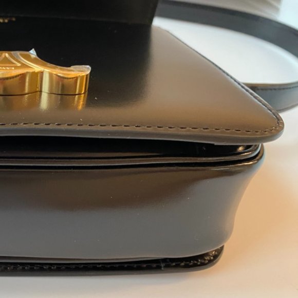 Brand New Celine Triomphe Teen Bag in Shiny Black Calfskin Leather - Picture 12 of 16